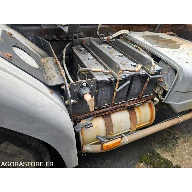 2004 Renault PREMIUM-41648494