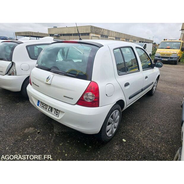 2007 Renault Clio-41648510