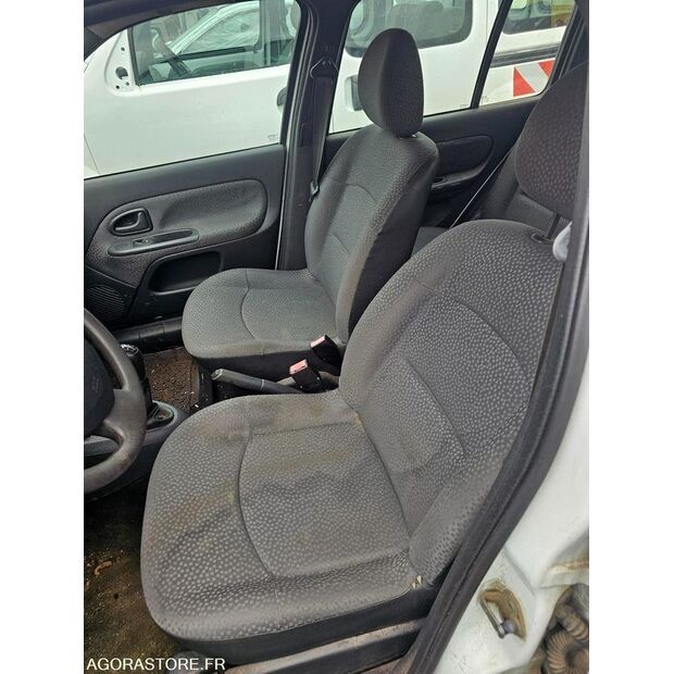 2007 Renault Clio-41648513