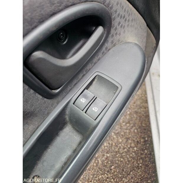 2007 Renault Clio-41648514