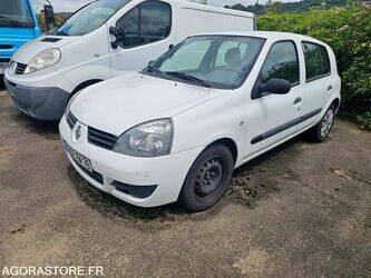صورة ل سيارات 2008 رينو Clio للبيع في فرنسا