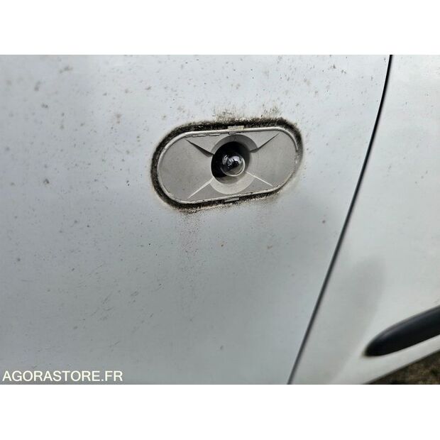 2008 Renault Clio-41648545