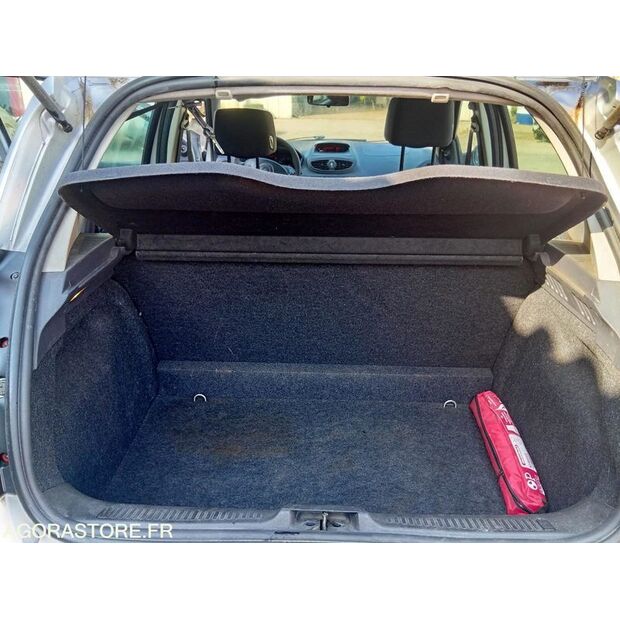 2005 رينو Clio-41648566