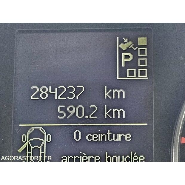 2013 Renault Laguna-41648579