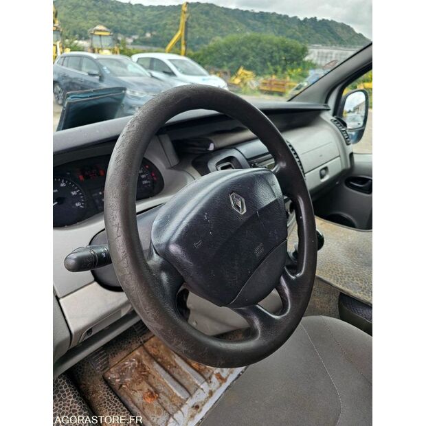 2005 Renault Trafic-41648688