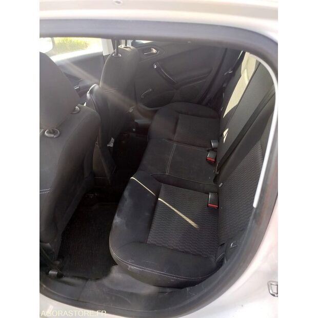 2019 Peugeot 208-41648722