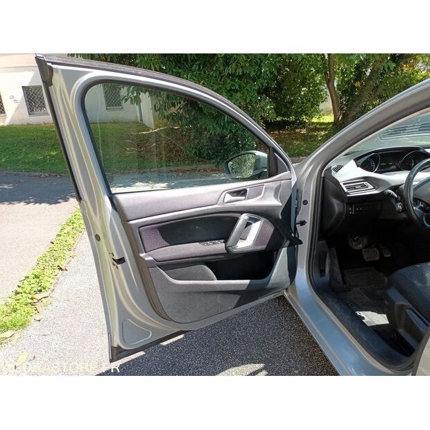 2016 Peugeot 308-41648746