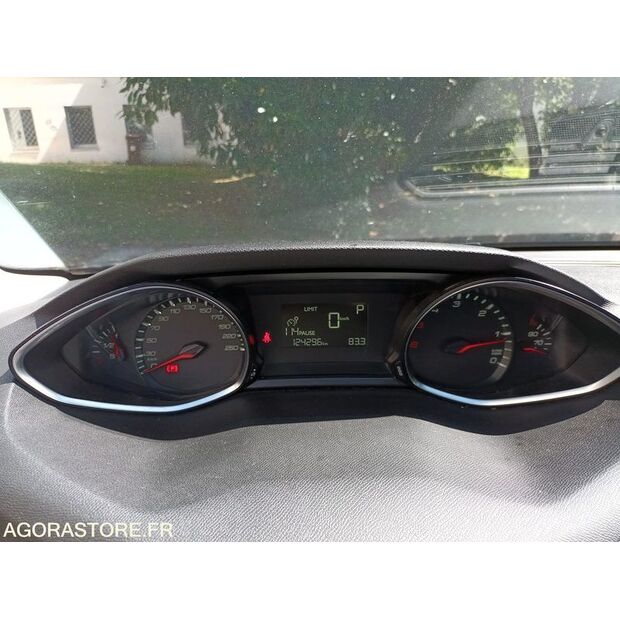 2016 Peugeot 308-41648748