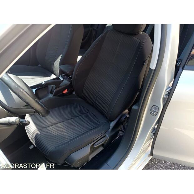 2016 Peugeot 308-41648751