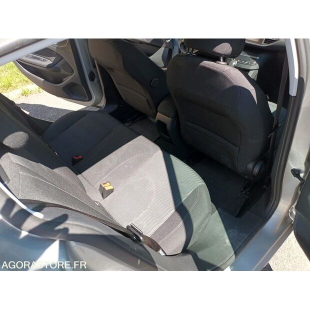 2016 Peugeot 308-41648760