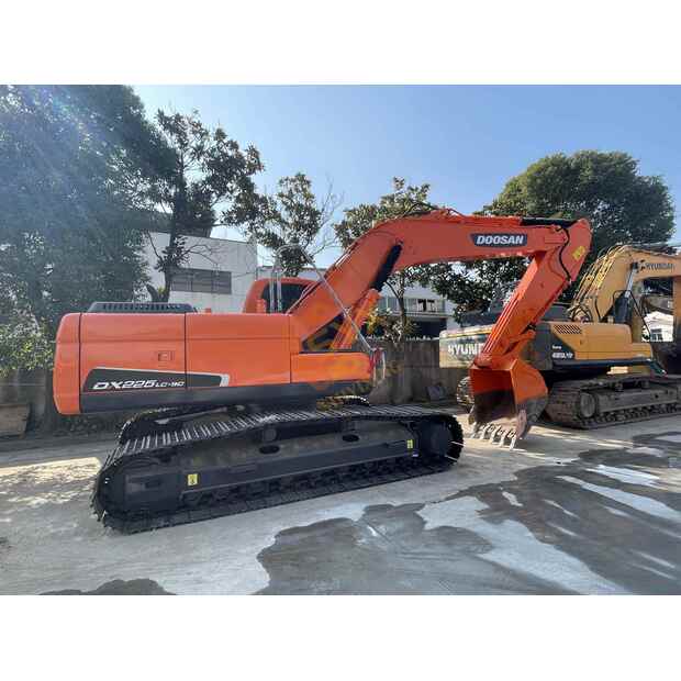 2022 Doosan DX225-41649025
