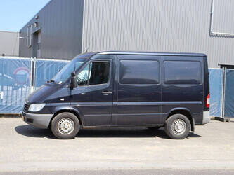 Image for COMMERCIAL VEHICLES 2004 Mercedes-Benz SPRINTER 213 CDI