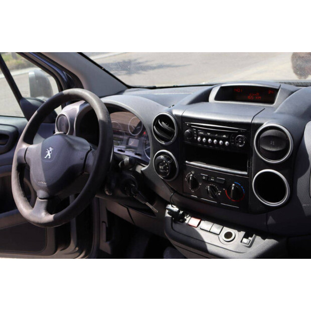2013 بيجو PARTNER-41650892