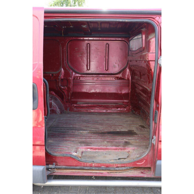 2006 نيسان Primastar-41651006