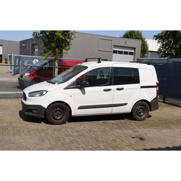 2017 فورد Transit Courier-41651043