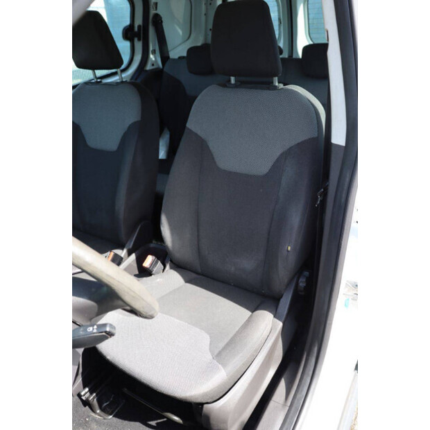 2017 فورد Transit Courier-41651064