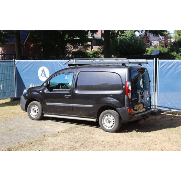 2017 رينو Kangoo-41651224