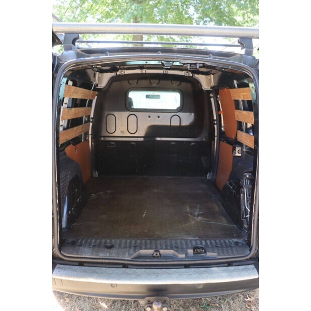 2017 رينو Kangoo-41651259