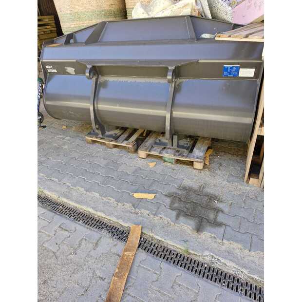 2021 فولفو L90H-41659505