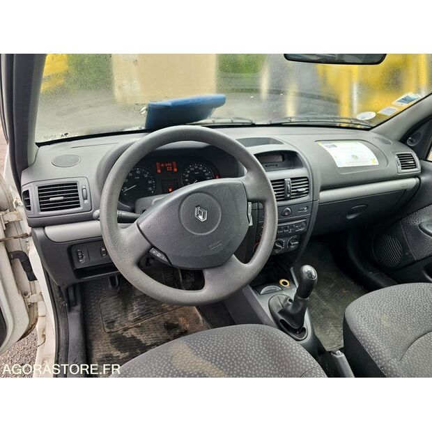 2007 Renault Clio-41664773