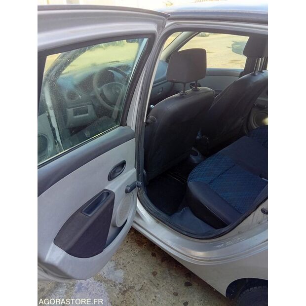 2005 رينو Clio-41664851
