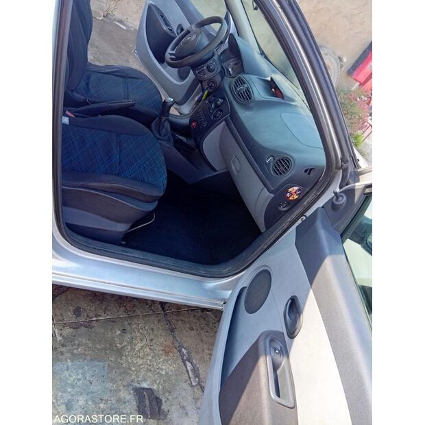 2005 رينو Clio-41664856