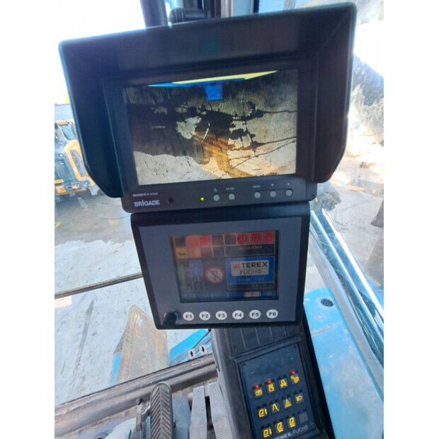 2011 FUCHS MHL360D-41665992