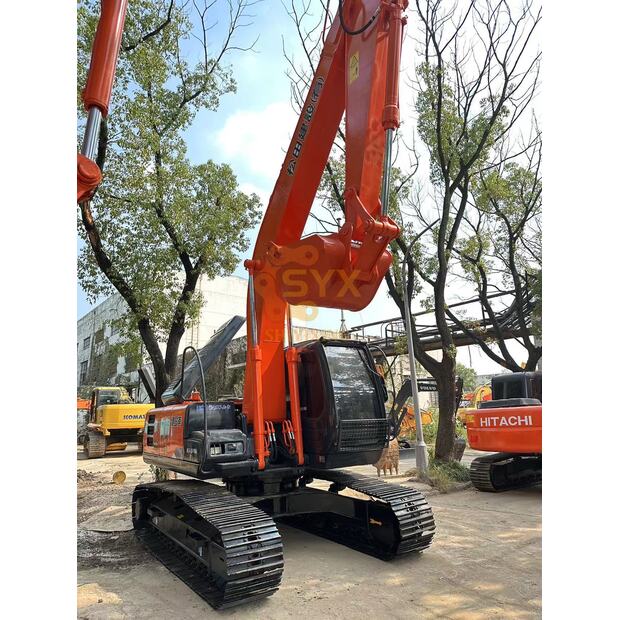 2022 Hitachi ZX200-41667879