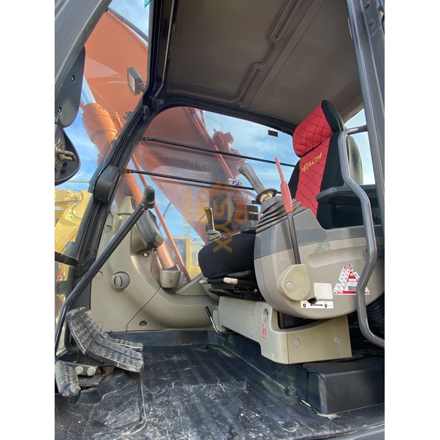 2022 Hitachi ZX240-3-41668005