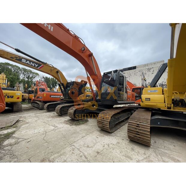 2022 Hitachi ZX240-3G-41668088