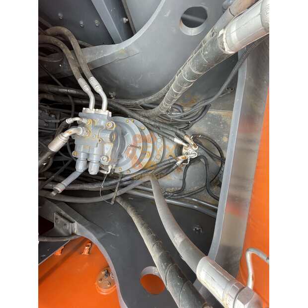 2022 Hitachi ZX240-3G-41668095