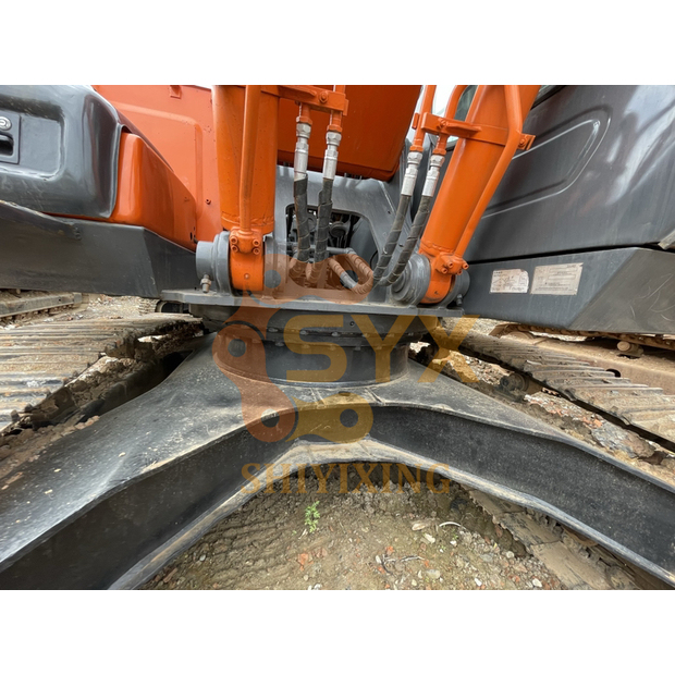 2022 Hitachi ZX240-3G-41668102