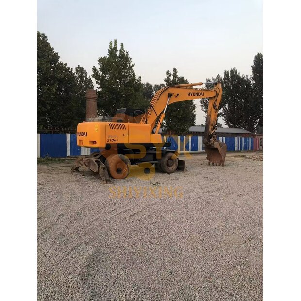 2023 هيونداي 210W-7-41668379