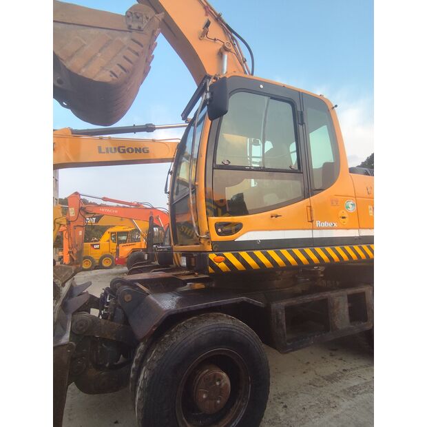 2022 Hyundai 210W-9-41668458