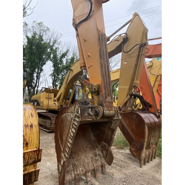 2023 Hyundai 215-9-41668499