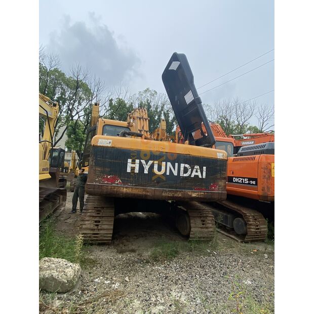2023 Hyundai 215-9-41668503
