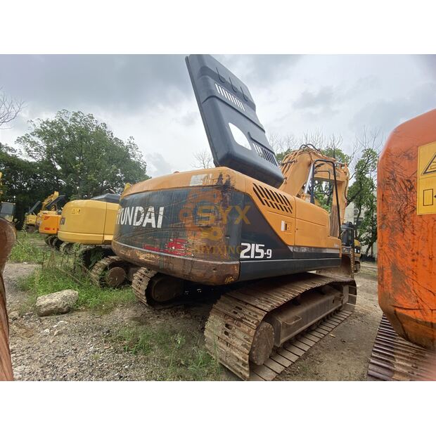 2023 Hyundai 215-9-41668508