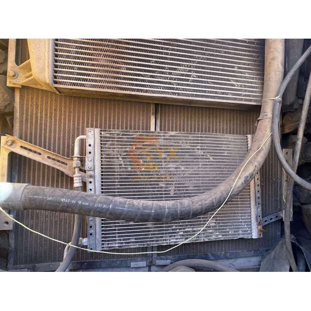 2023 Hyundai 215-9-41668514
