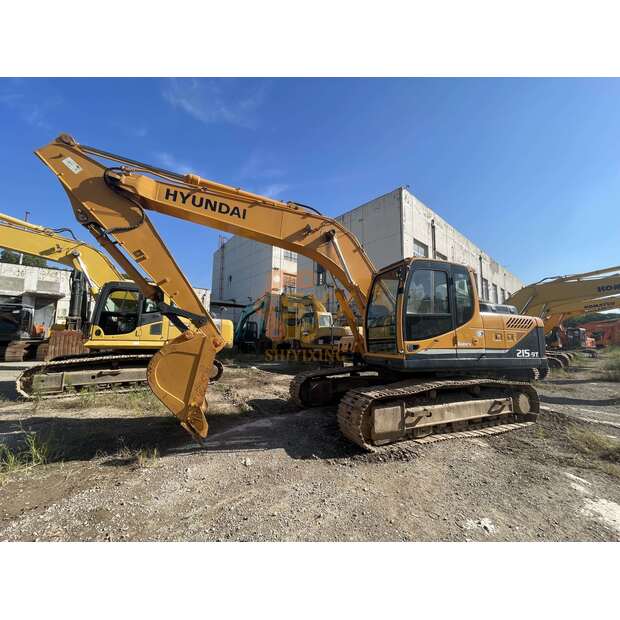 2023 Hyundai 215-9-41668517