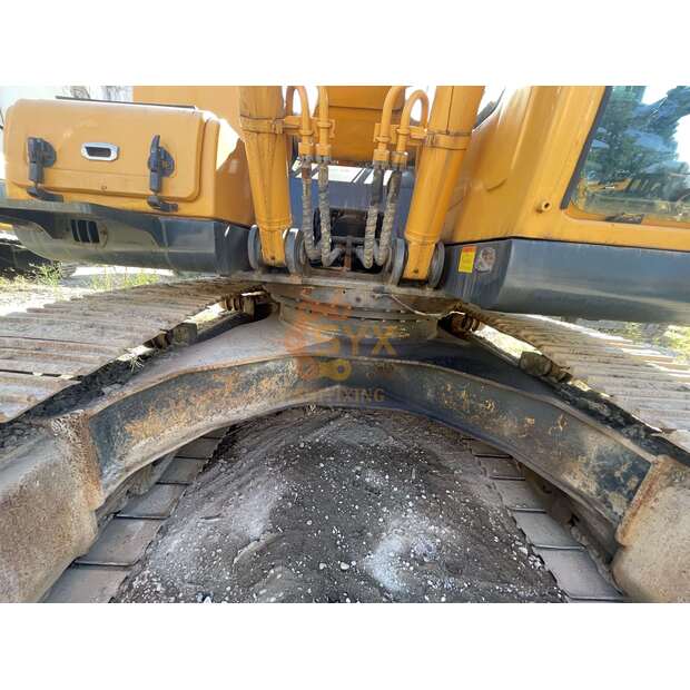 2023 Hyundai 215-9-41668518