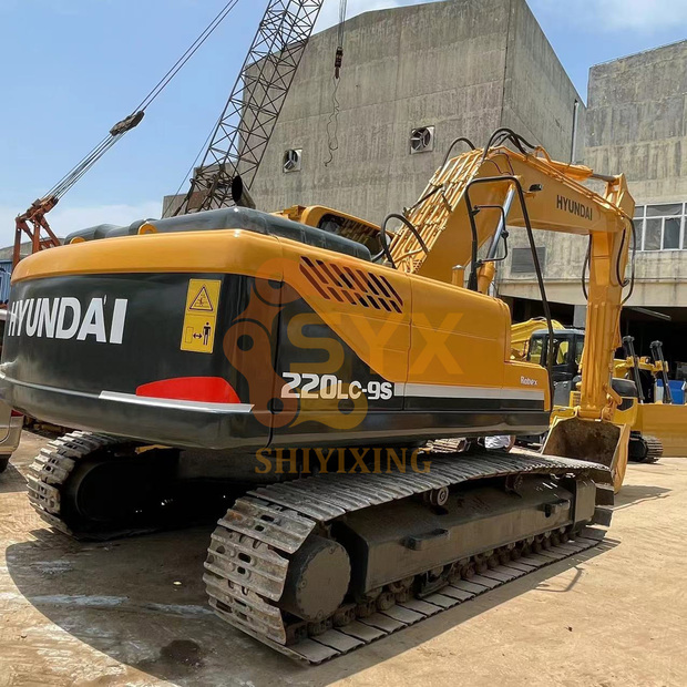 2022 Hyundai 220LC-9S-41668530