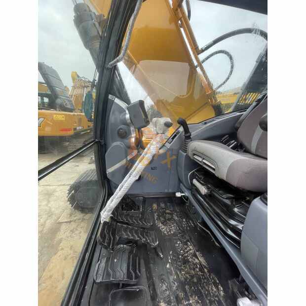 2023 Hyundai 220LC-9S-41668575