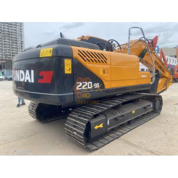 2023 Hyundai 220-9S-41668588