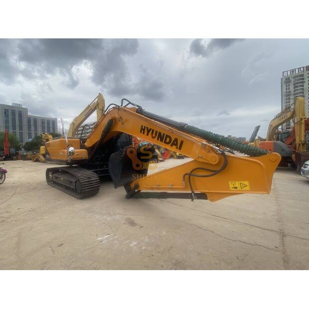2023 Hyundai 220-9S-41668596