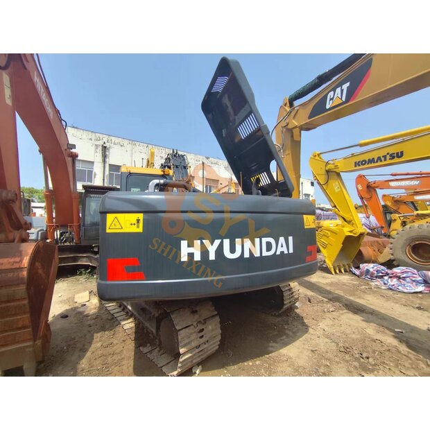 2022 Hyundai 220-9S-41668622