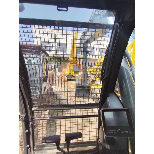 2022 Hyundai 220-9S-41668626