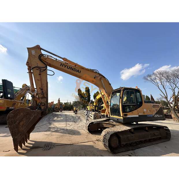 2022 Hyundai 225LC-9T-41668676