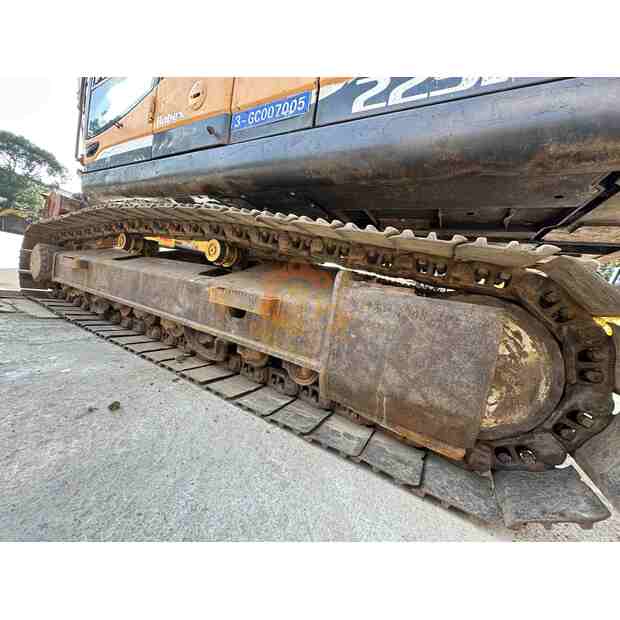 2022 Hyundai 225LC-9T-41668679
