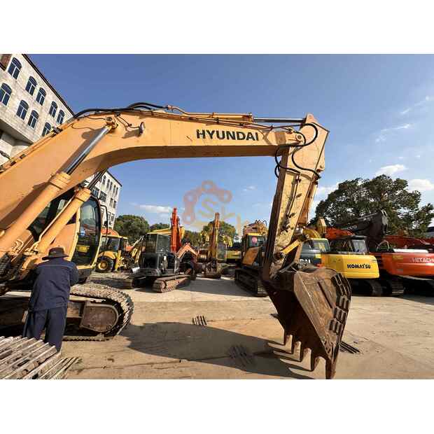 2022 Hyundai 225LC-9T-41668681