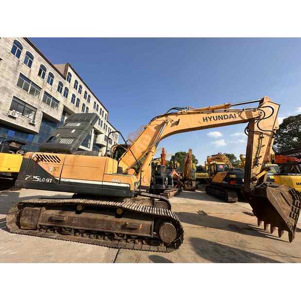 2022 Hyundai 225LC-9T-41668682